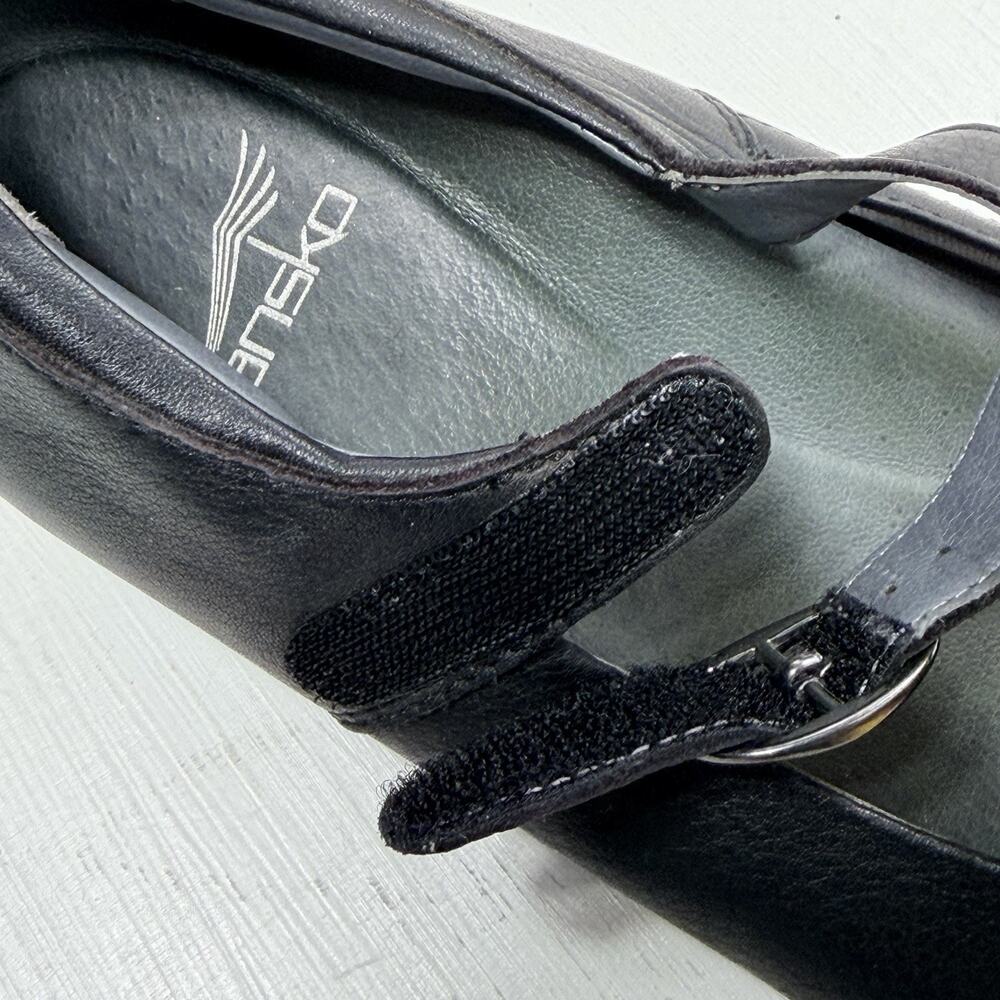 Dansko Fawna EU 37 US 7 Black Mary Jane Leather Hook Loop Straps Comfort EUC - Picture 6 of 7
